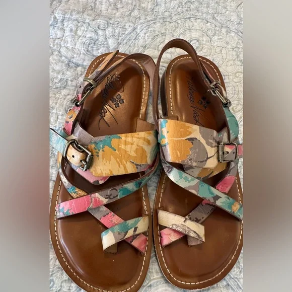 Patricia Nash fort bloom fidella sandals - Picture 6 of 15